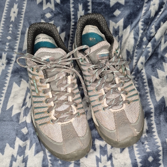 Teva Forge Event Women's Low Top Pro Hiking Trail Shoes Blue Gray Sz 8 - Picture 1 of 8